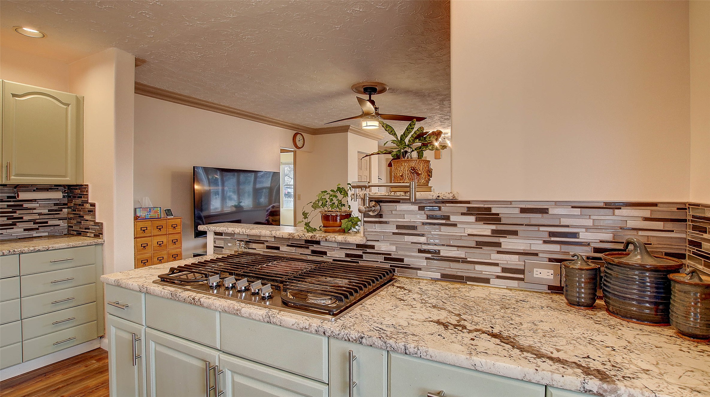 Missoula, Montana 59801, United States, 5 Bedrooms Bedrooms, ,2 BathroomsBathrooms,Residential,Active,256395