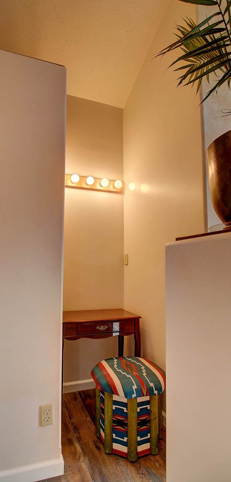 Missoula, Montana 59801, United States, 5 Bedrooms Bedrooms, ,2 BathroomsBathrooms,Residential,Active,256395