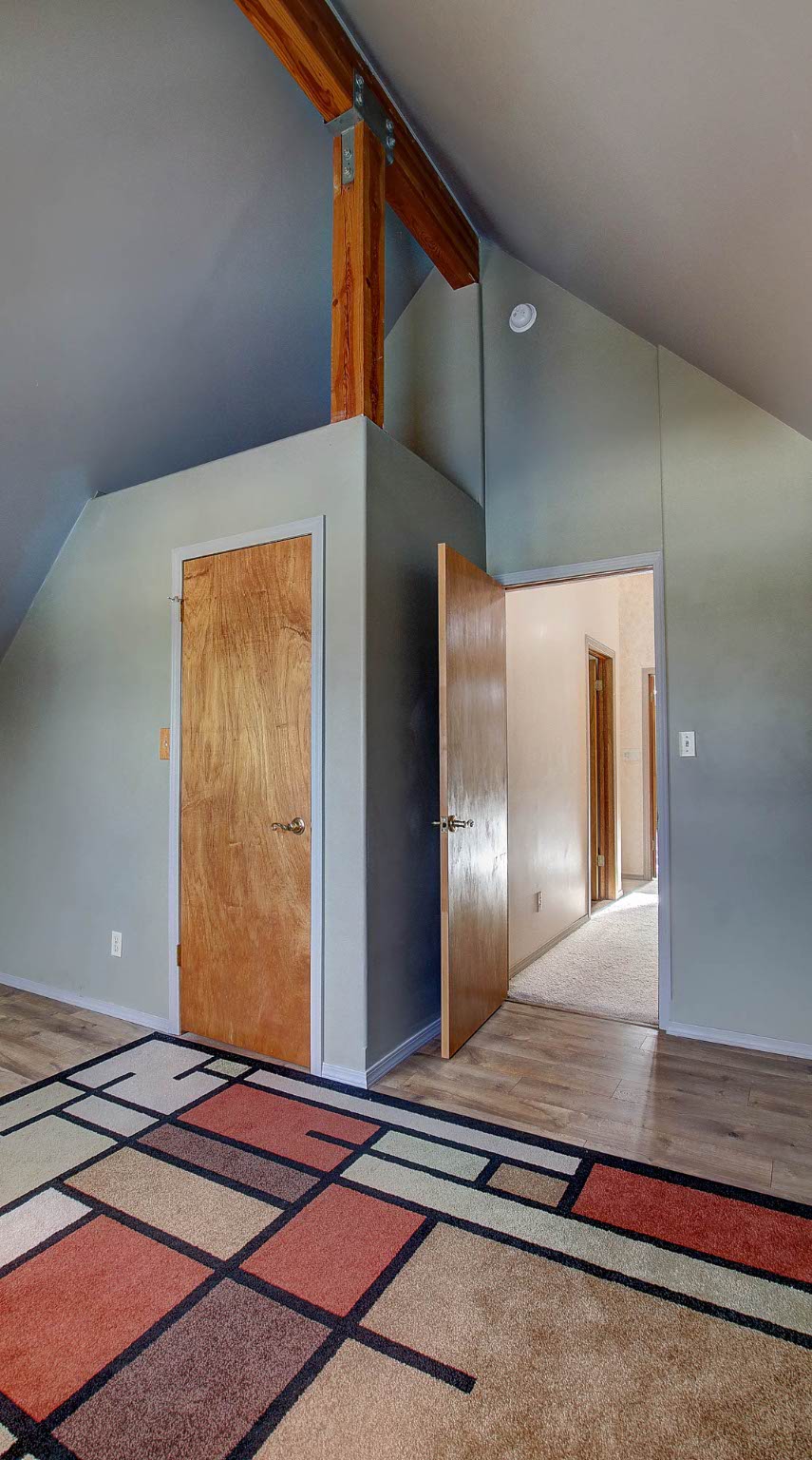 Missoula, Montana 59801, United States, 5 Bedrooms Bedrooms, ,2 BathroomsBathrooms,Residential,Active,256395