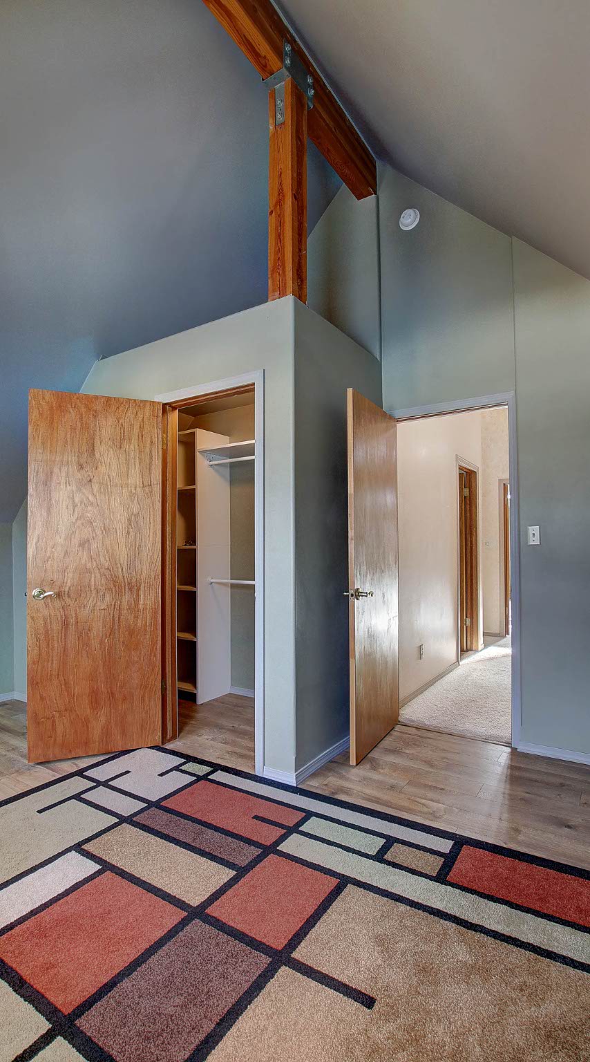 Missoula, Montana 59801, United States, 5 Bedrooms Bedrooms, ,2 BathroomsBathrooms,Residential,Active,256395