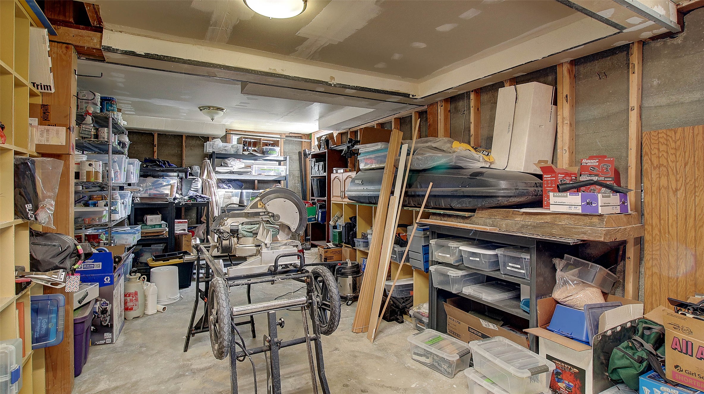 Missoula, Montana 59801, United States, 5 Bedrooms Bedrooms, ,2 BathroomsBathrooms,Residential,Active,256395