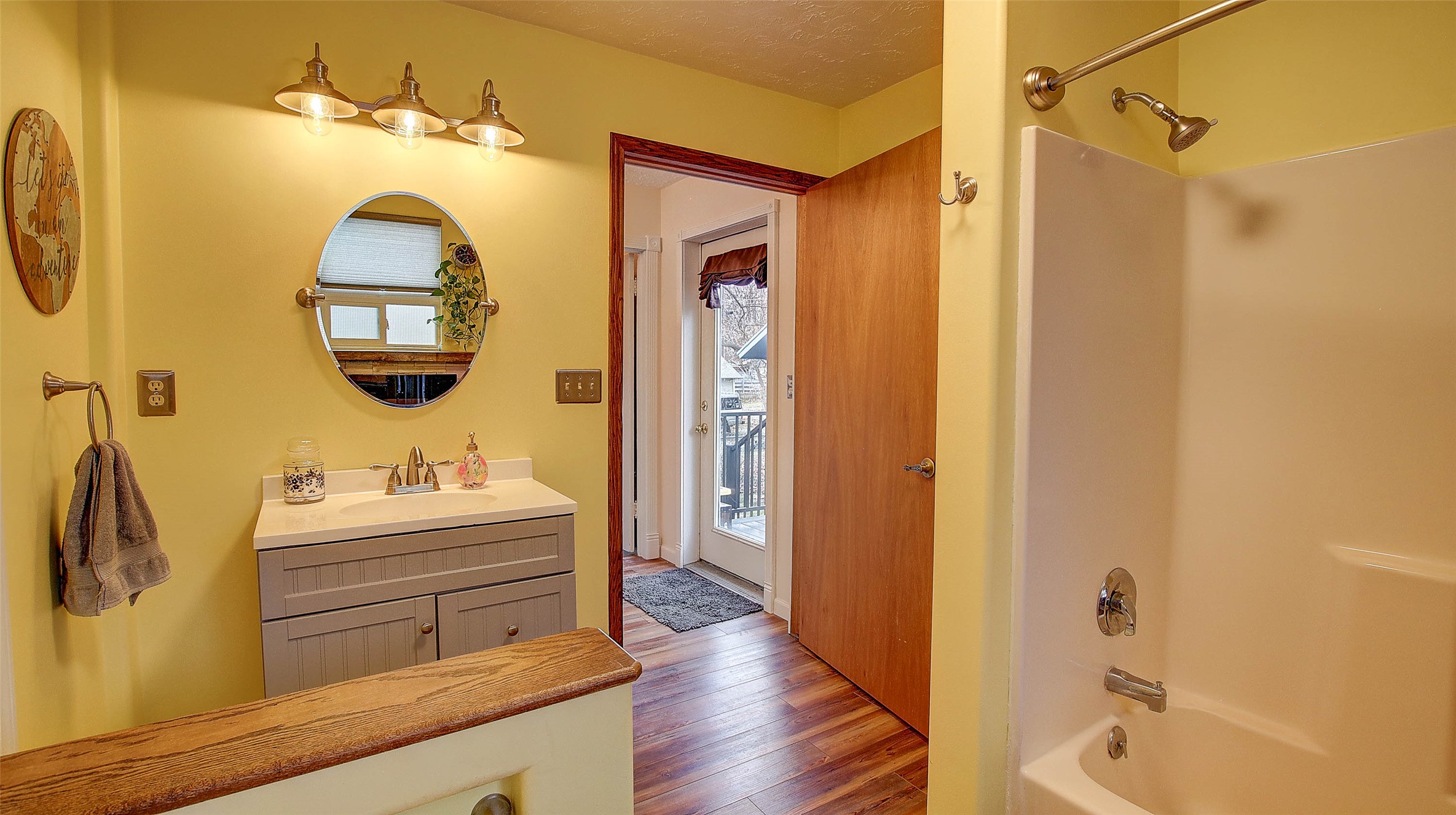 Missoula, Montana 59801, United States, 5 Bedrooms Bedrooms, ,2 BathroomsBathrooms,Residential,Active,256395