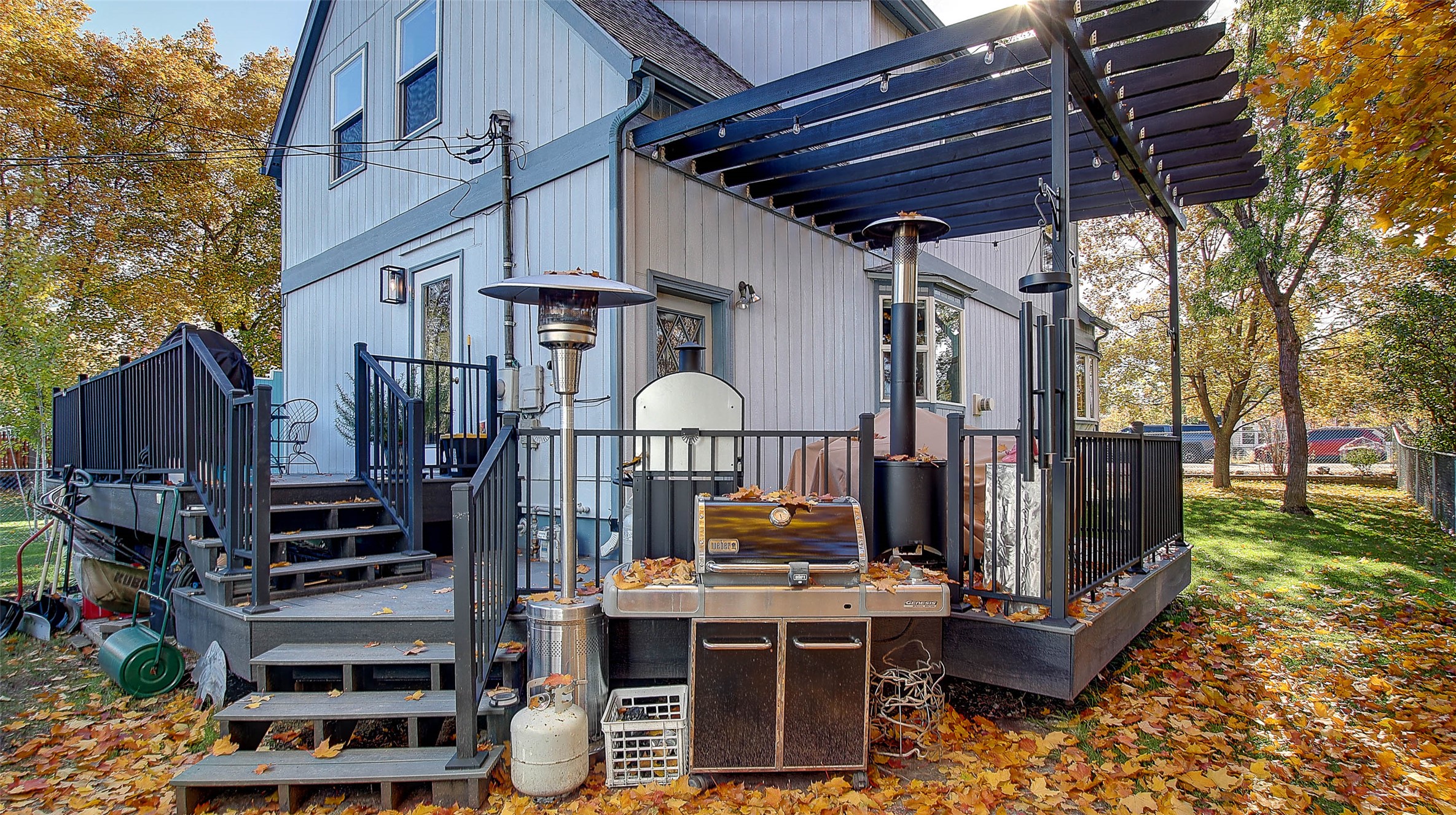 Missoula, Montana 59801, United States, 5 Bedrooms Bedrooms, ,2 BathroomsBathrooms,Residential,Active,256395