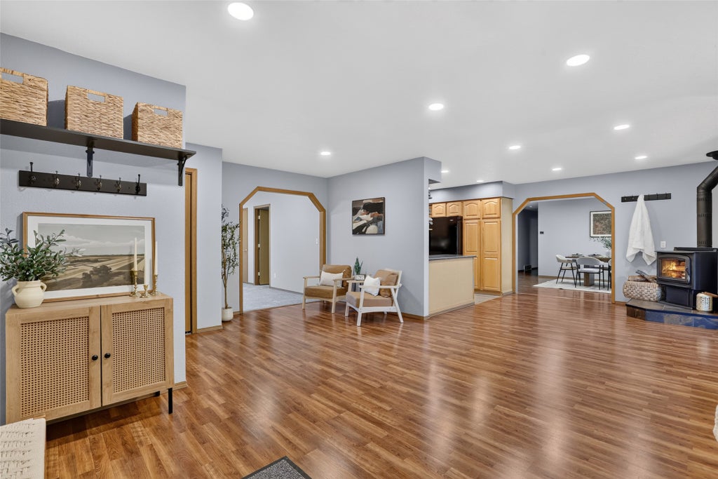 Photo of 413 33rd Avenue NE, Great Falls, MT 59404 (MLS # 30079096)