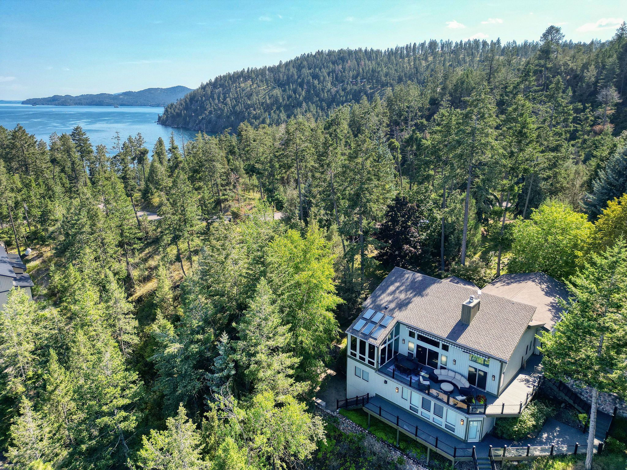 953 and 921 Angel Point Road