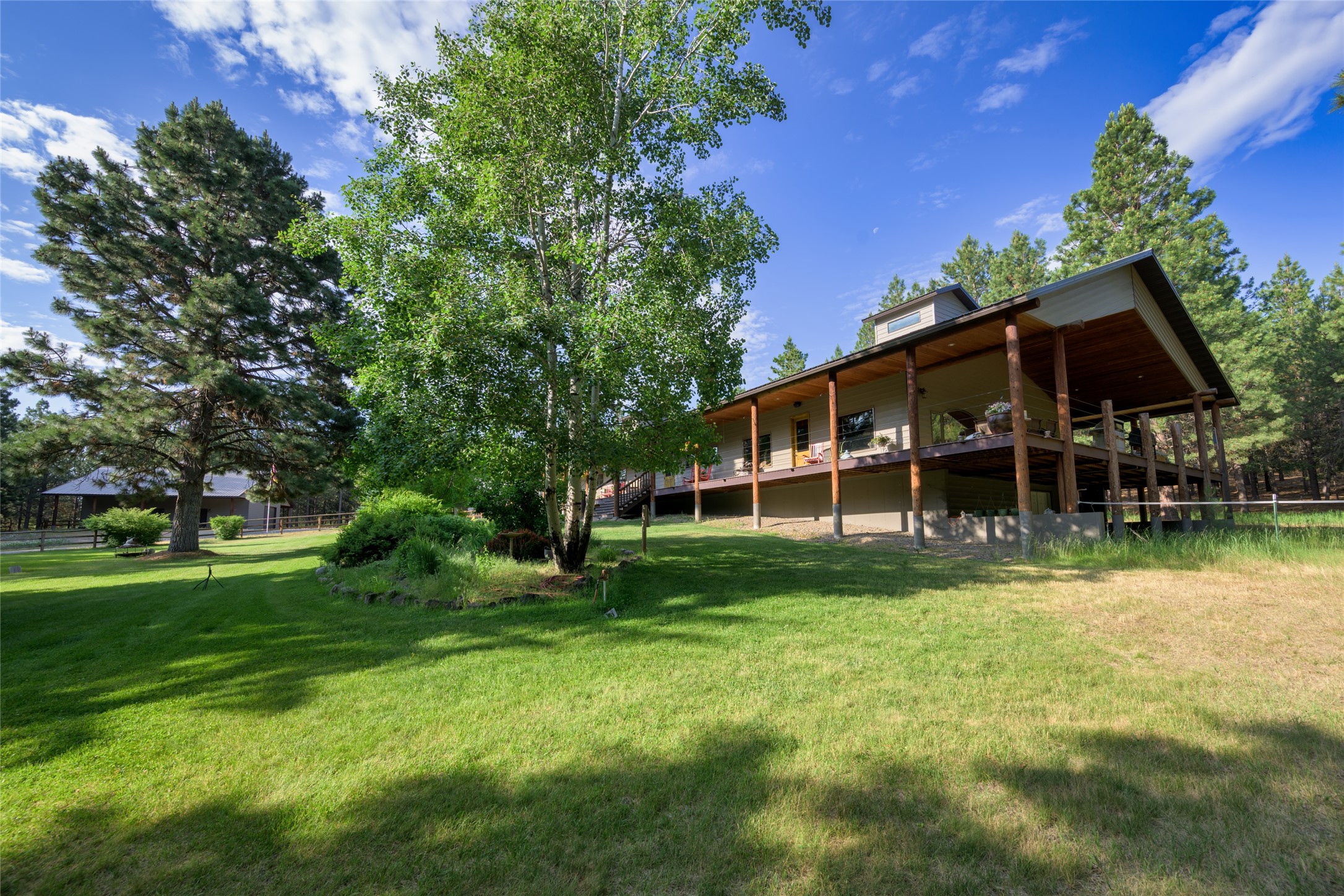 3359 McIntosh Lane