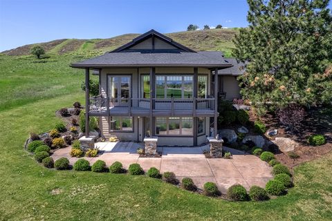 Tiny photo for 40500 Stonehorse Drive, Polson, MT 59860 (MLS # 30071334)
