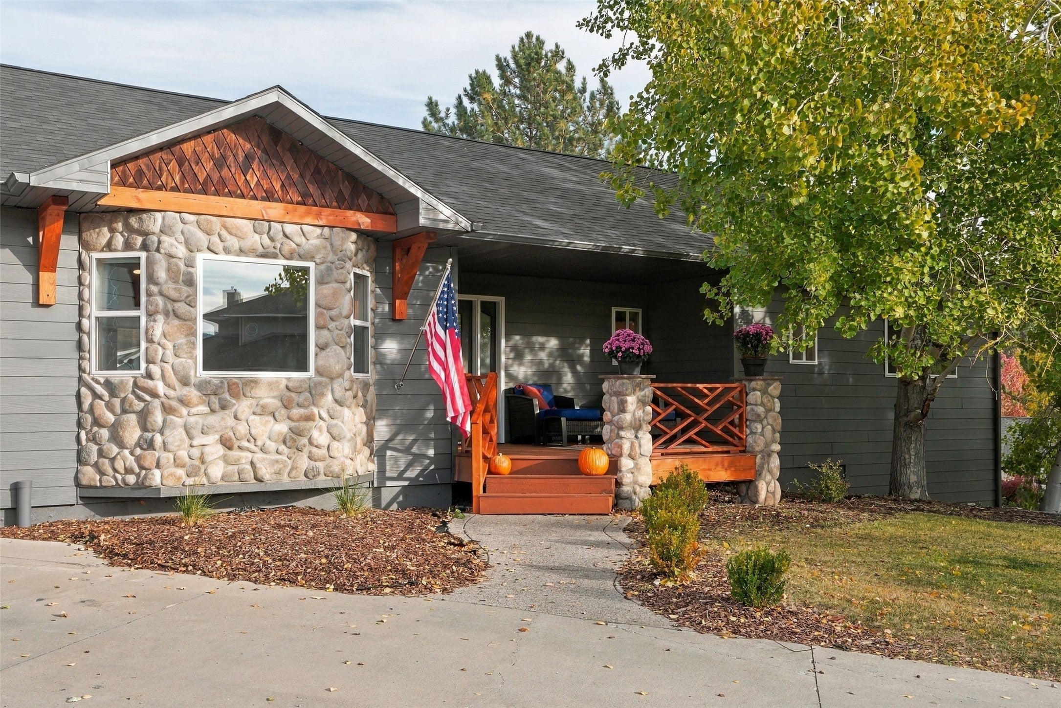 6618 Southpointe Court