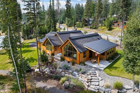 Photo of 1 Merganser Court, Whitefish, MT 59937 (MLS # 30076122)
