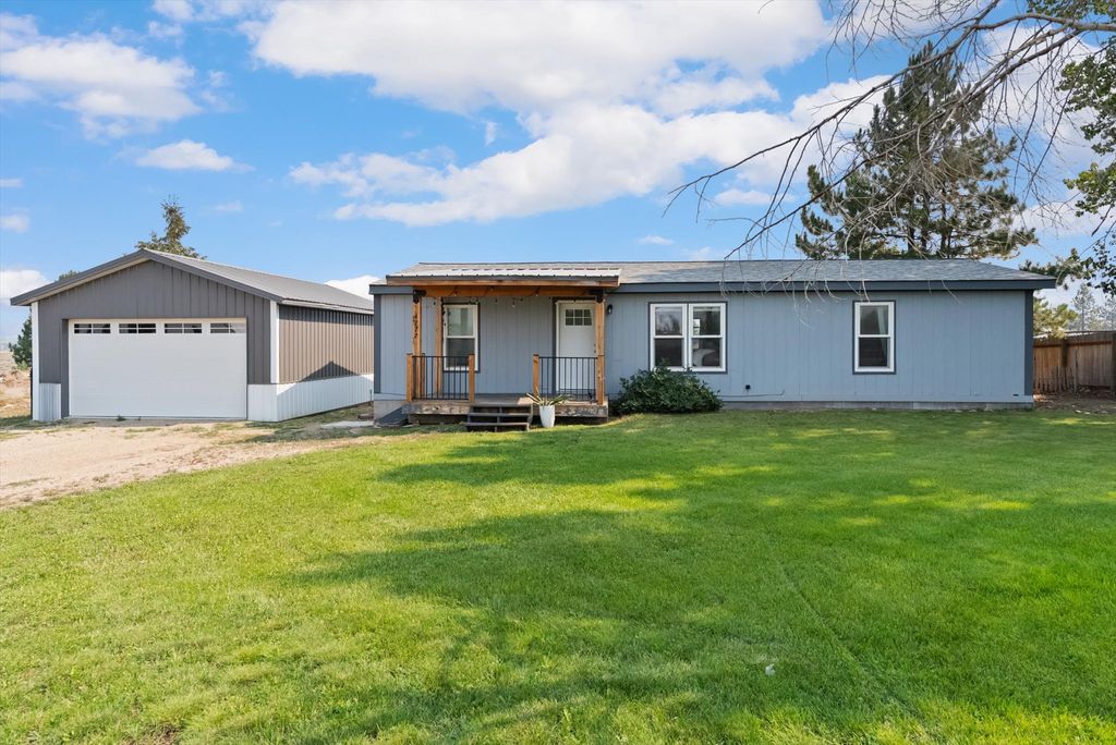 Photo of 4272 S Cougar Lane, Stevensville, MT 59870 (MLS # 30056701)