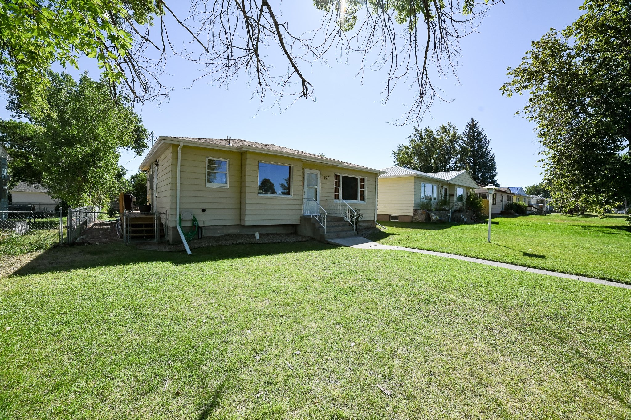1407 High Street