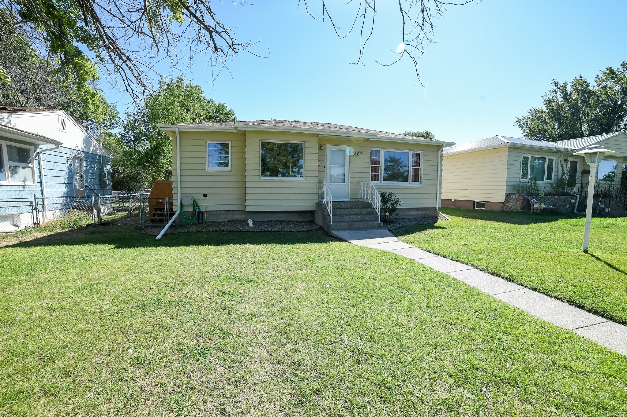 1407 High Street