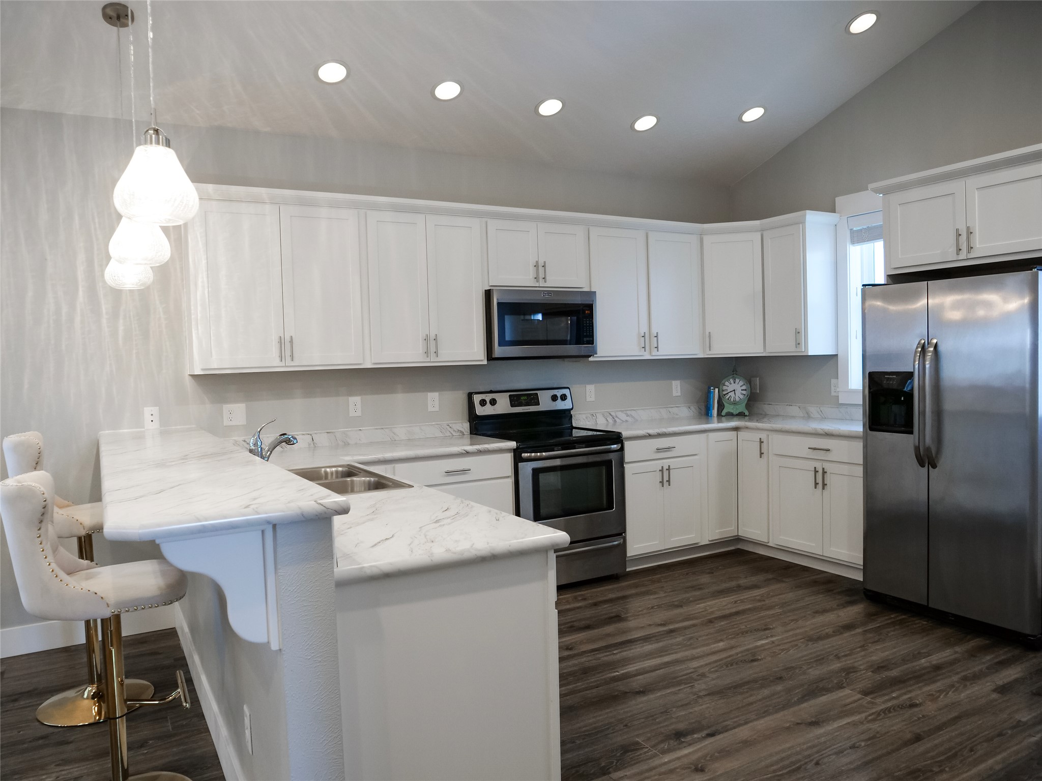 2421 Half Hitch Drive