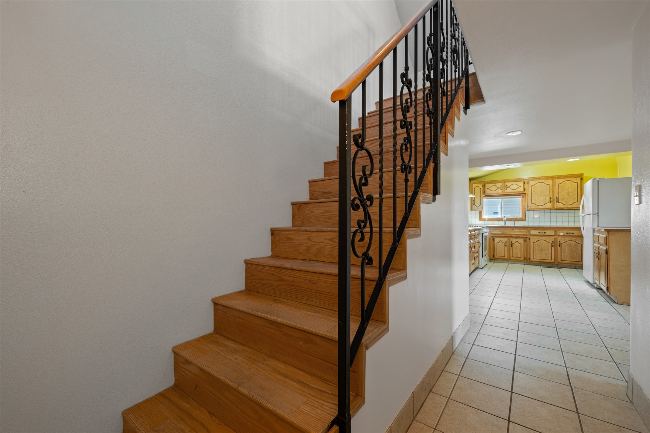 Butte, Montana 59701, United States, 3 Bedrooms Bedrooms, ,2 BathroomsBathrooms,Residential,Pending,205775