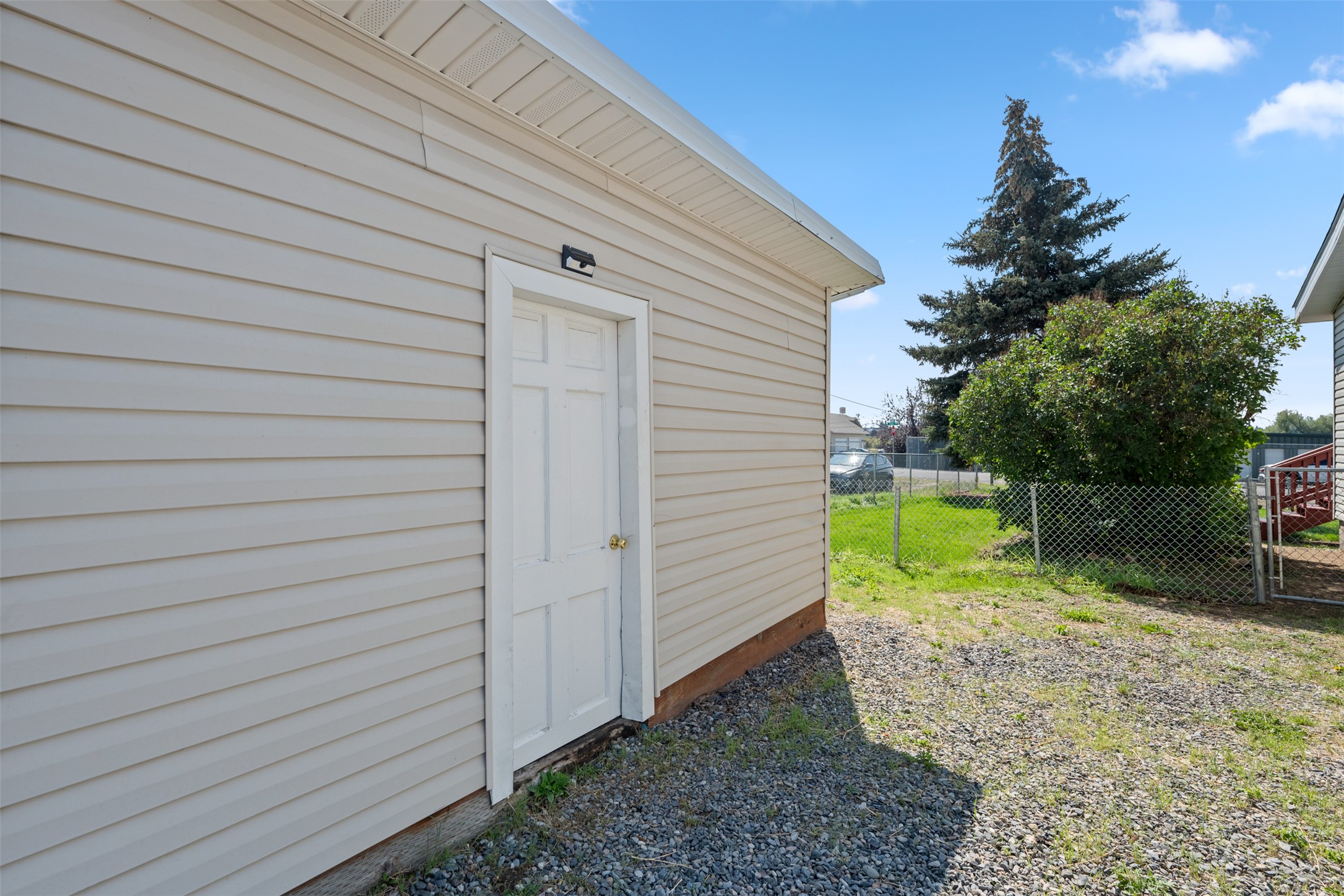 Butte, Montana 59701, United States, 3 Bedrooms Bedrooms, ,2 BathroomsBathrooms,Residential,Pending,205775