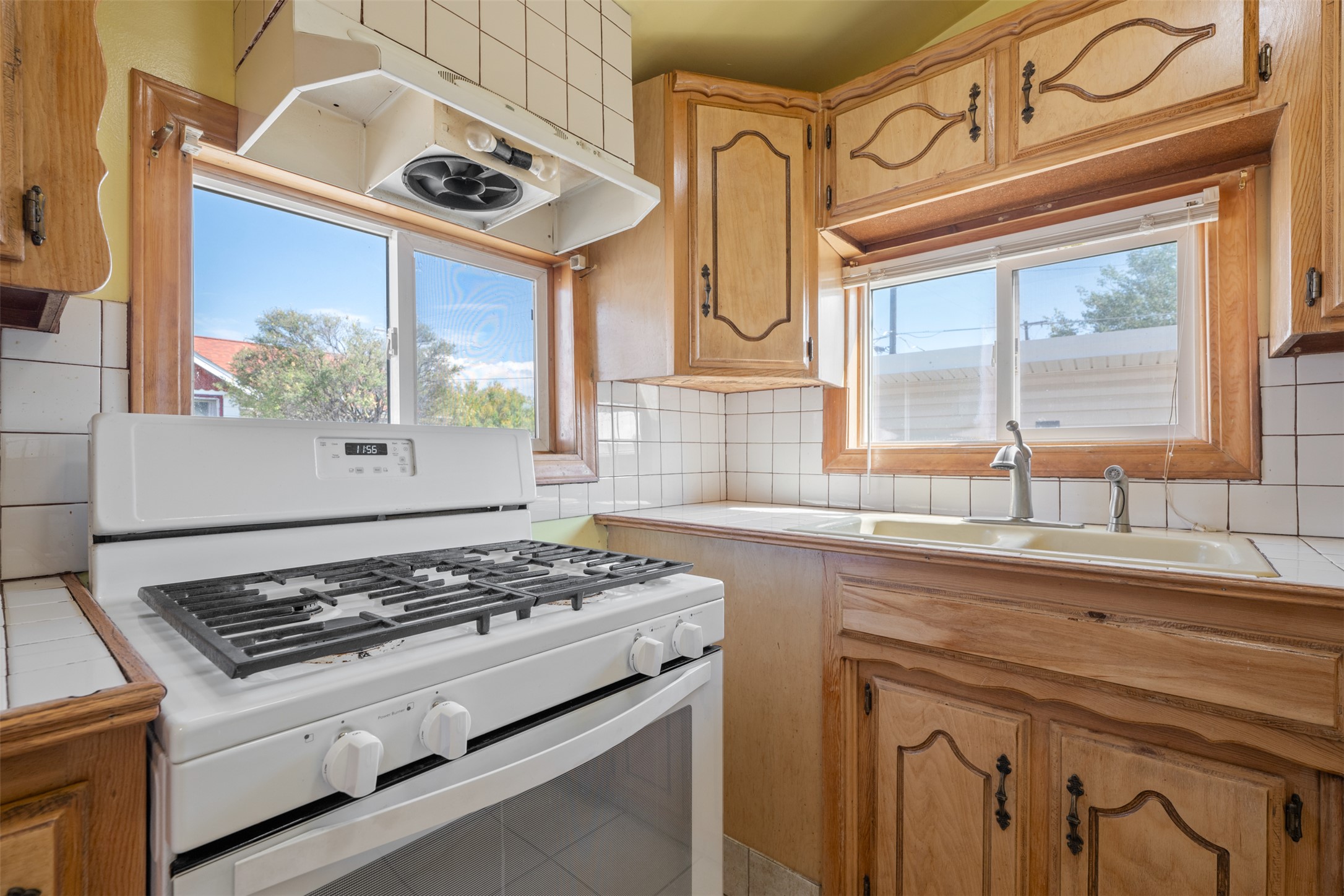 Butte, Montana 59701, United States, 3 Bedrooms Bedrooms, ,2 BathroomsBathrooms,Residential,Pending,205775