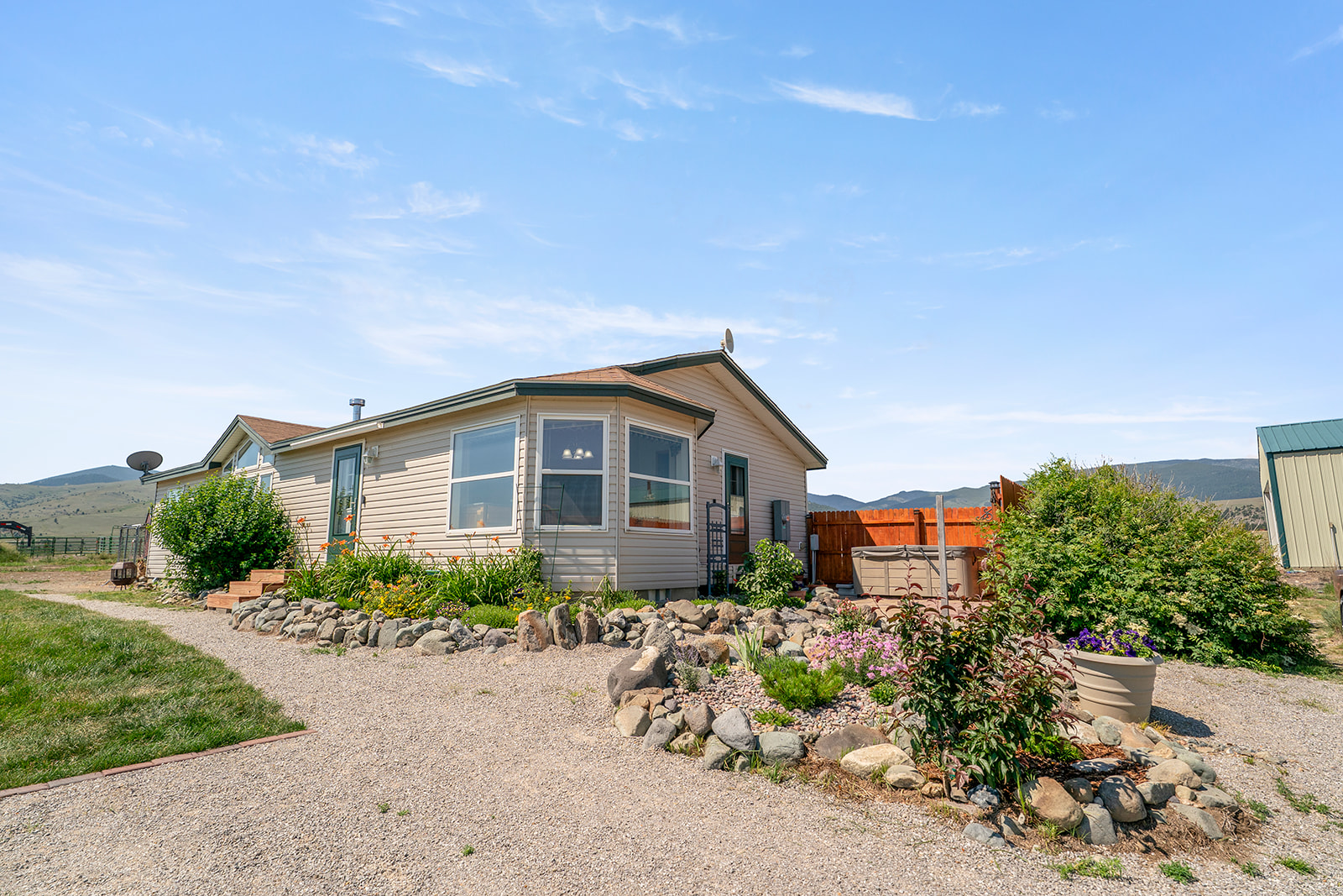 123 Weasel Creek Road