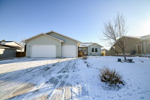 312 39th Avenue NE Great Falls MT 59404