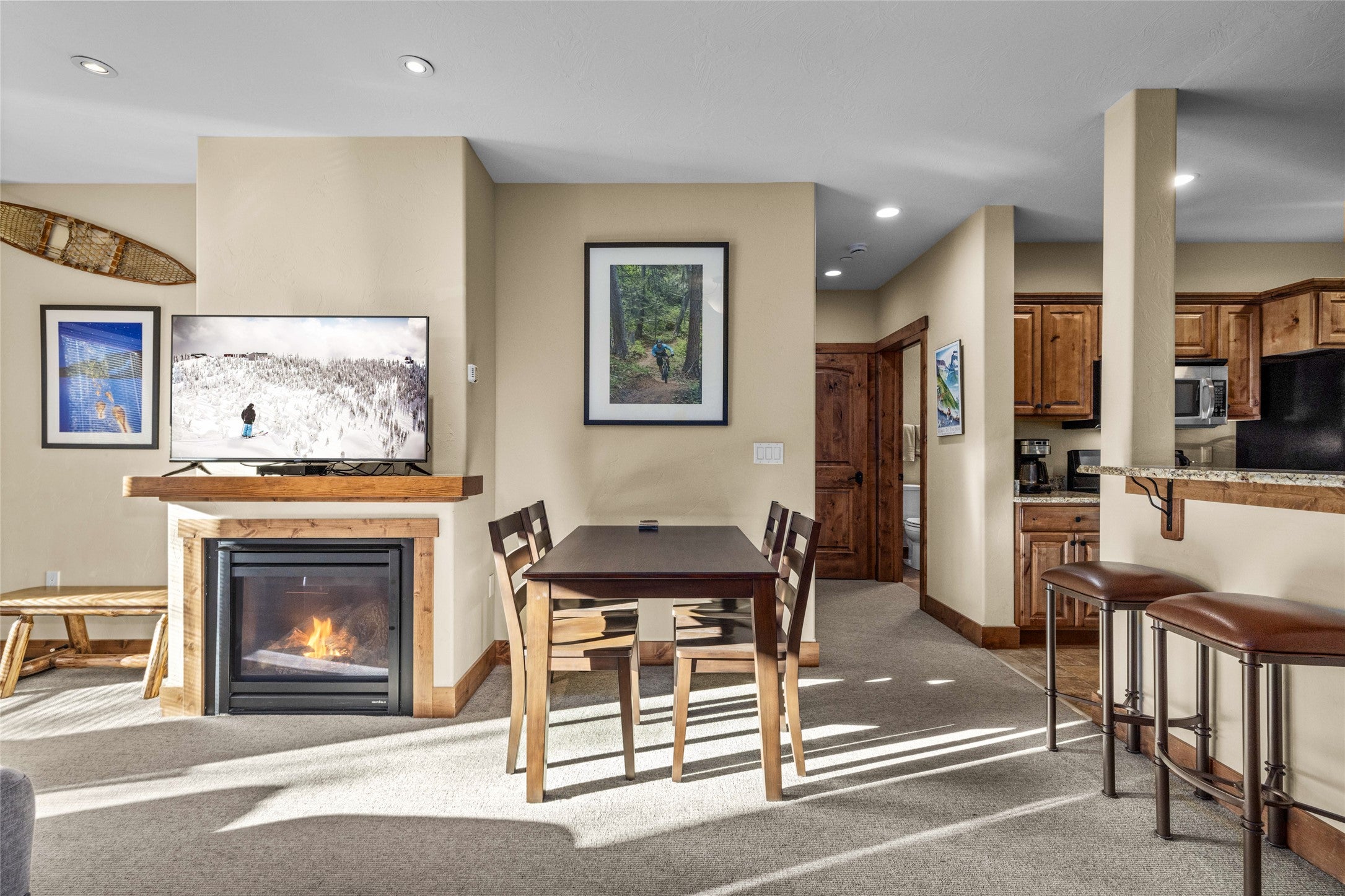3820 Tamarack Avenue 220