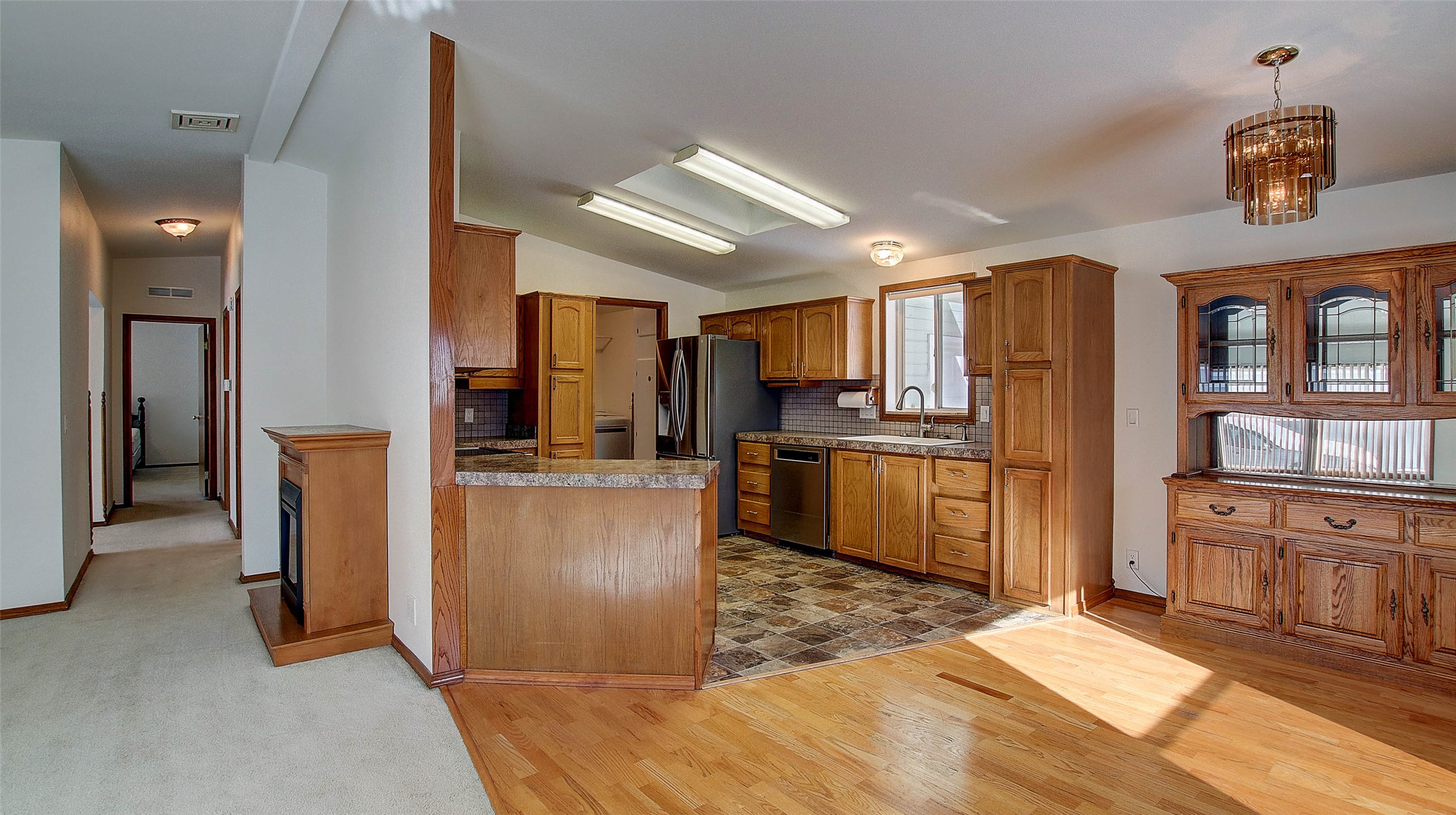 Missoula, Montana 59801, United States, 2 Bedrooms Bedrooms, ,2 BathroomsBathrooms,Residential,Active,550