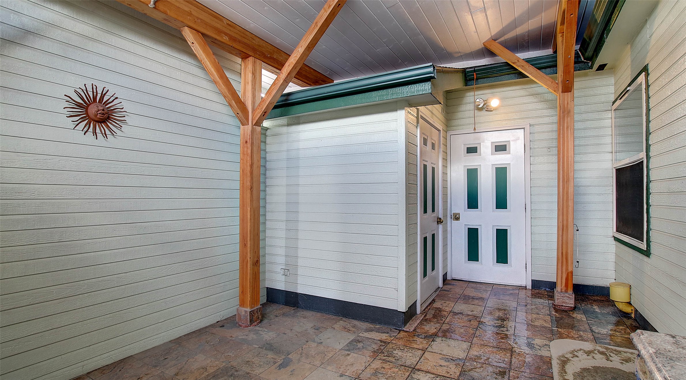 Missoula, Montana 59801, United States, 2 Bedrooms Bedrooms, ,2 BathroomsBathrooms,Residential,Active,550