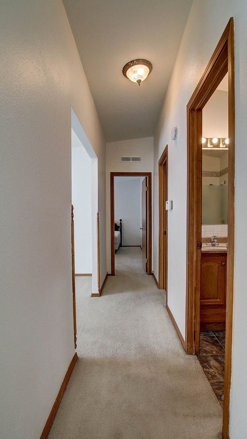 Missoula, Montana 59801, United States, 2 Bedrooms Bedrooms, ,2 BathroomsBathrooms,Residential,Active,550