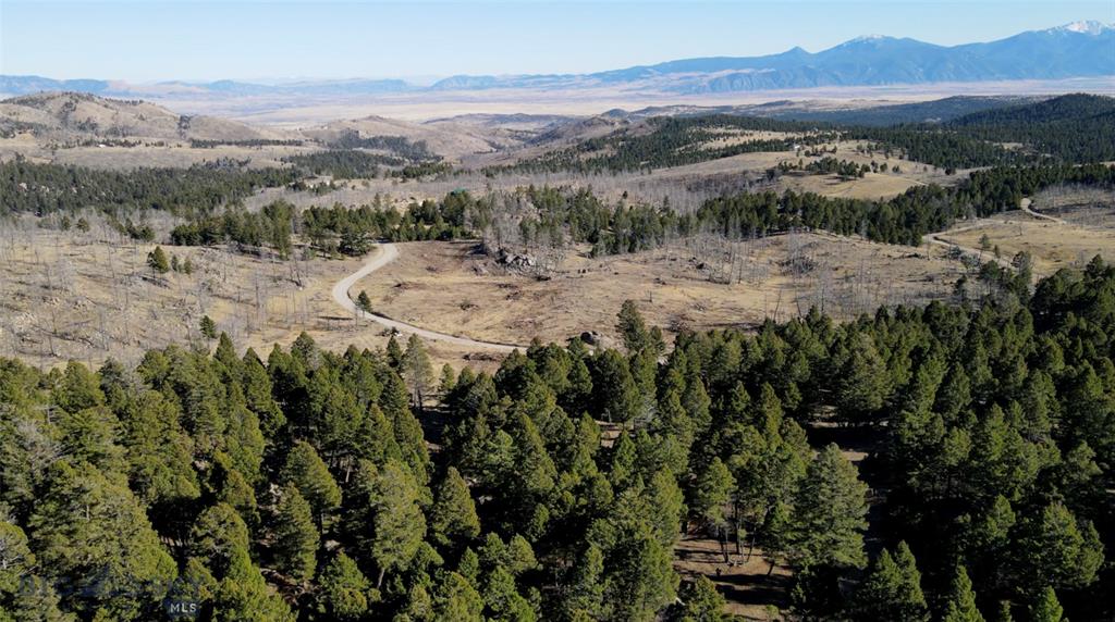 91 Upper Rader Creek Road