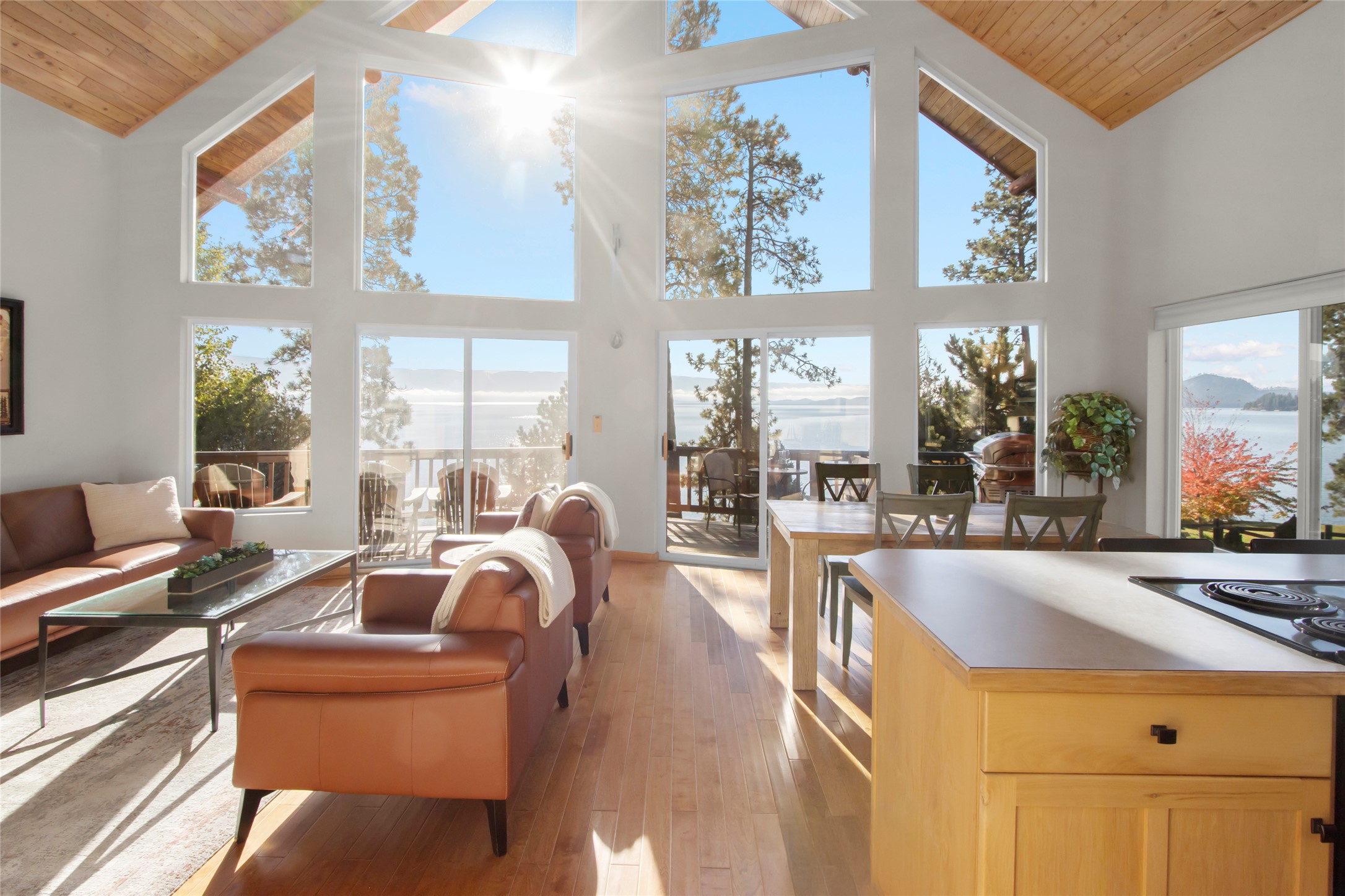 21923 Rollins Lakeshore Drive