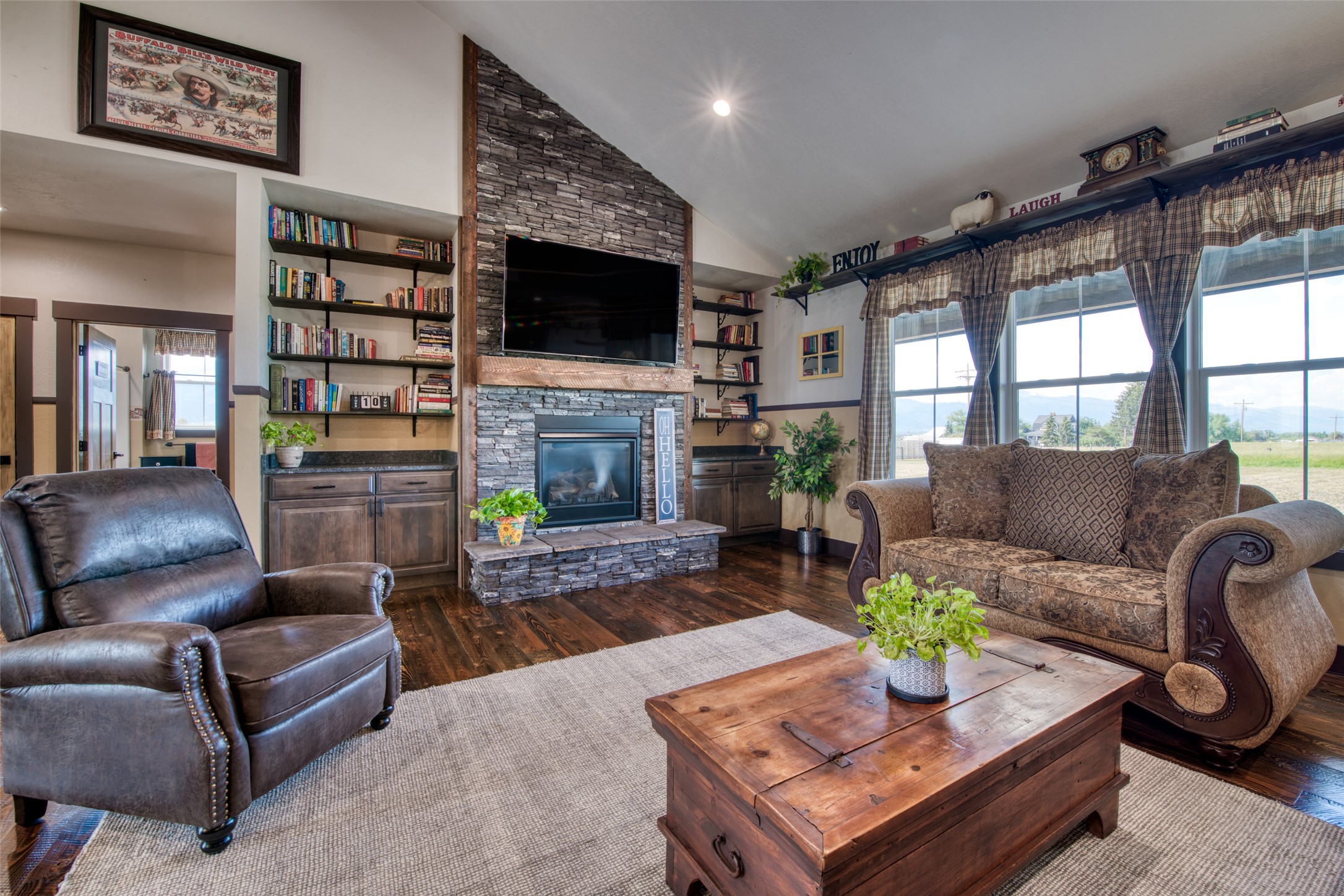 Corvallis, Montana 59828, United States, 3 Bedrooms Bedrooms, ,2 BathroomsBathrooms,Residential,Active,151074