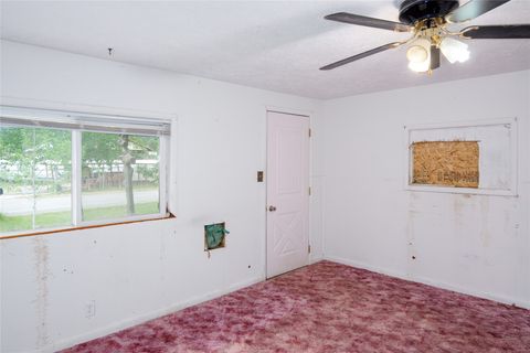 Tiny photo for 34 White Avenue, Libby, MT 59923 (MLS # 30071639)