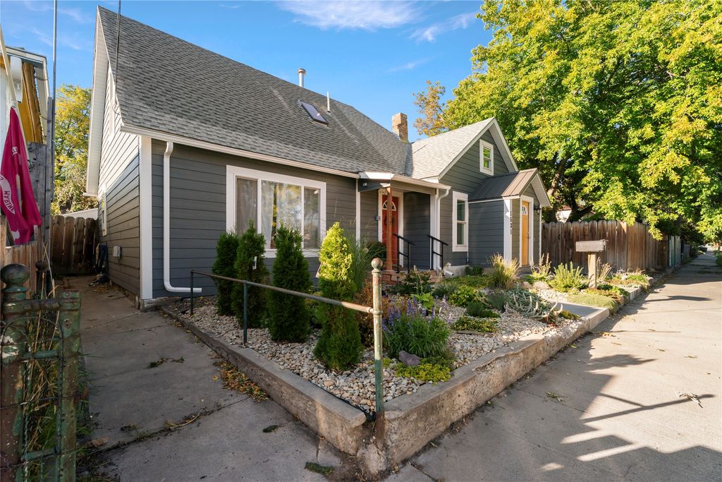 Photo of 1531 &amp; 1533 Gallatin Avenue, Helena, MT 59601 (MLS # 30057645)