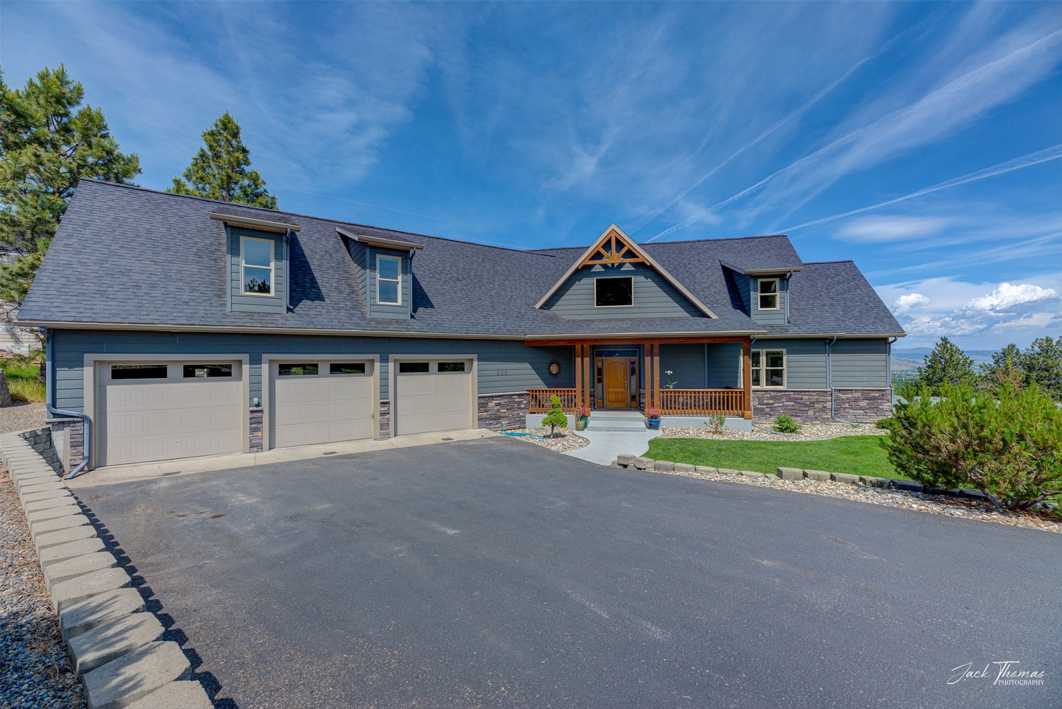 960 Strawberry Drive