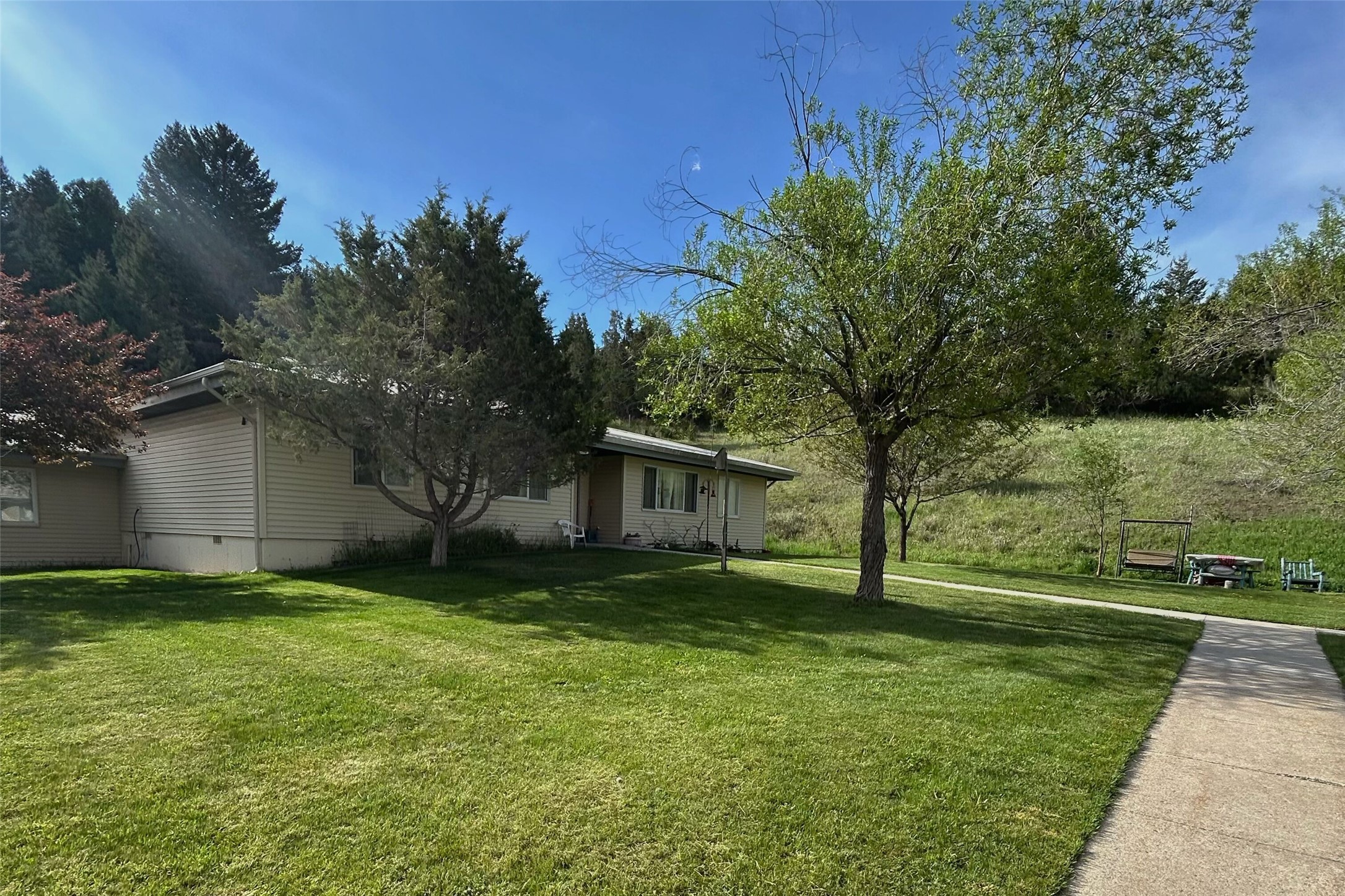 312 E Broadway Road