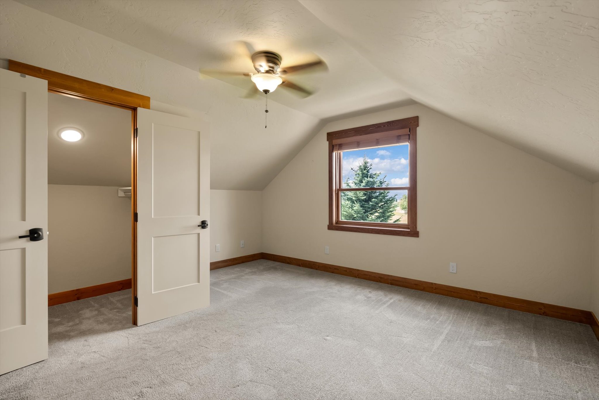 Kalispell, Montana, 59901, United States, 3 Bedrooms Bedrooms, ,3 BathroomsBathrooms,Residential,Active,2022311