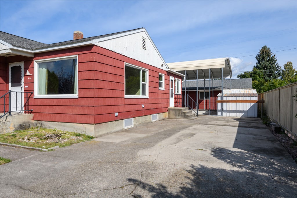 Photo of 430 Dearborn Avenue, Missoula, MT 59801 (MLS # 30078155)