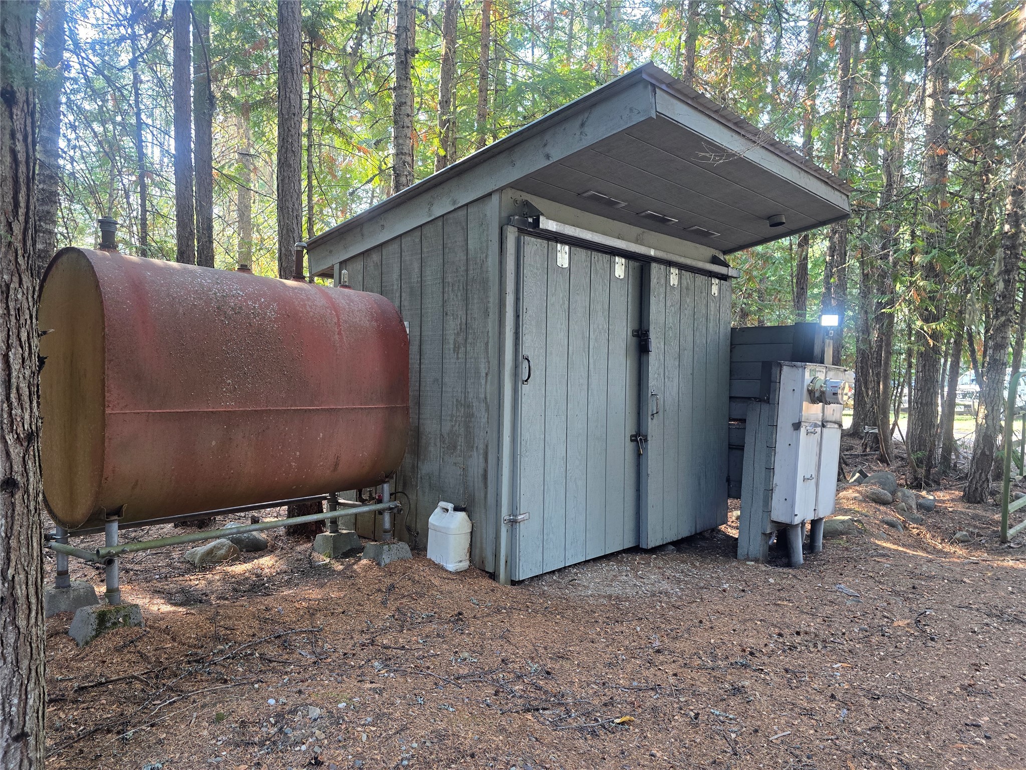 401 Western Larch Lane