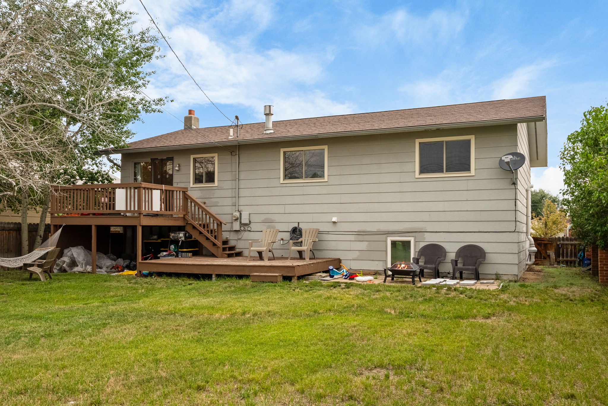 1112 Dewey Boulevard