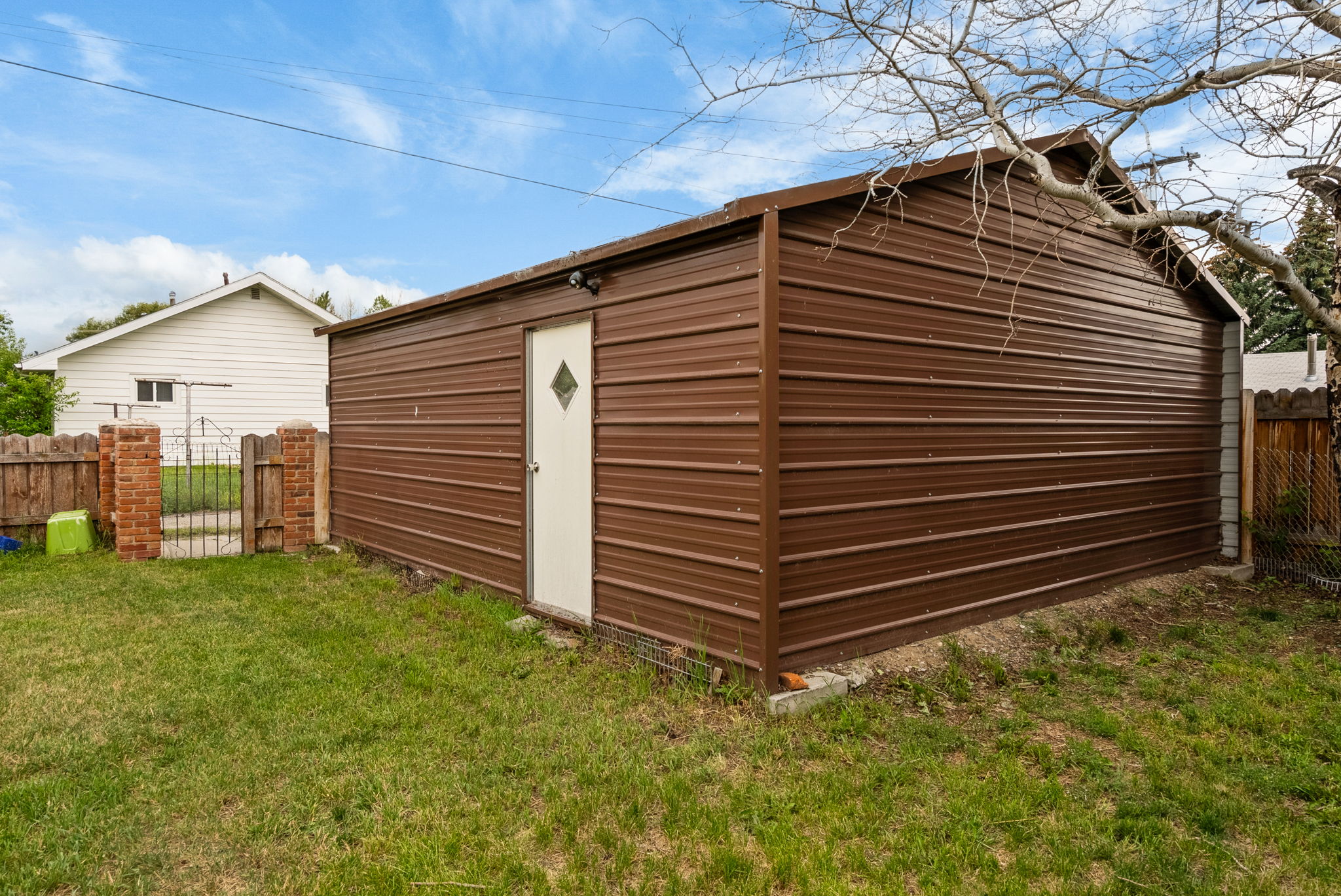 1112 Dewey Boulevard