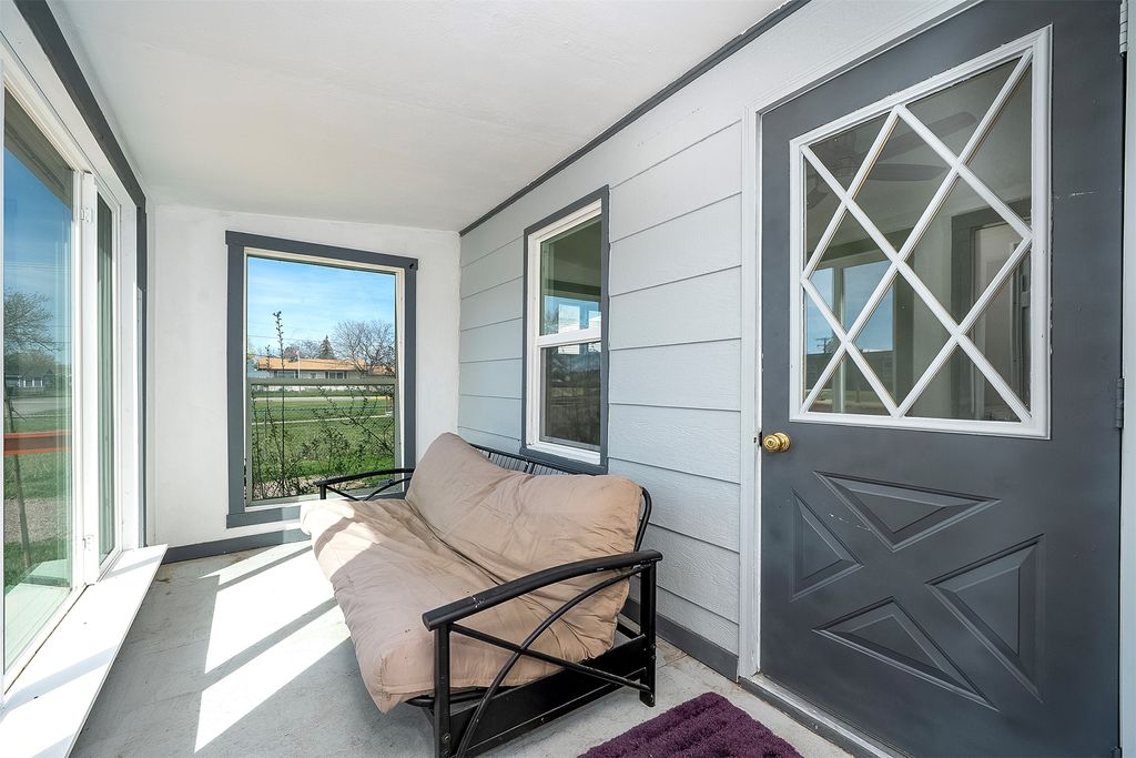 Photo of 112 8th Avenue W, Polson, MT 59860 (MLS # 30068804)