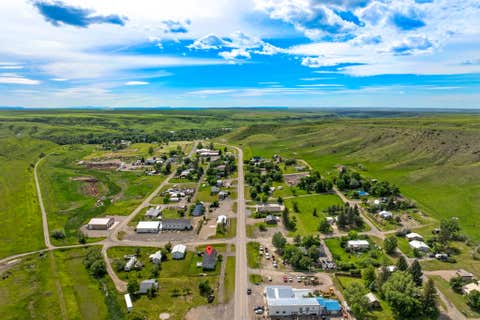 Tiny photo for 124 Broadway Avenue E, Highwood, MT 59450 (MLS # 30073282)