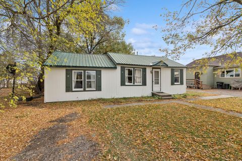 Tiny photo for 1313 7th Avenue W, Kalispell, MT 59901 (MLS # 30059856)