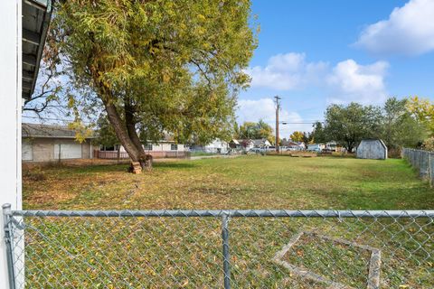 Tiny photo for 1313 7th Avenue W, Kalispell, MT 59901 (MLS # 30059856)
