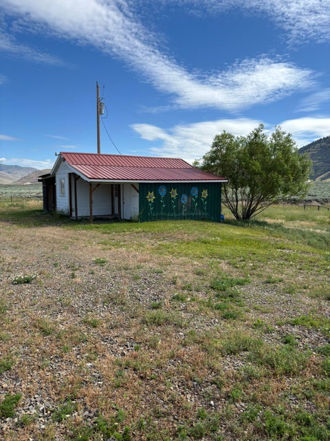 Photo of 77 Sagebrush Flats Trail, Hot Springs, MT 59845 (MLS # 30074377)
