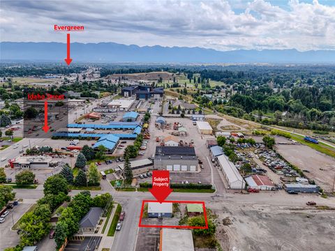 Photo of 496 E Montana Street, Kalispell, MT 59901 (MLS # 30055117)