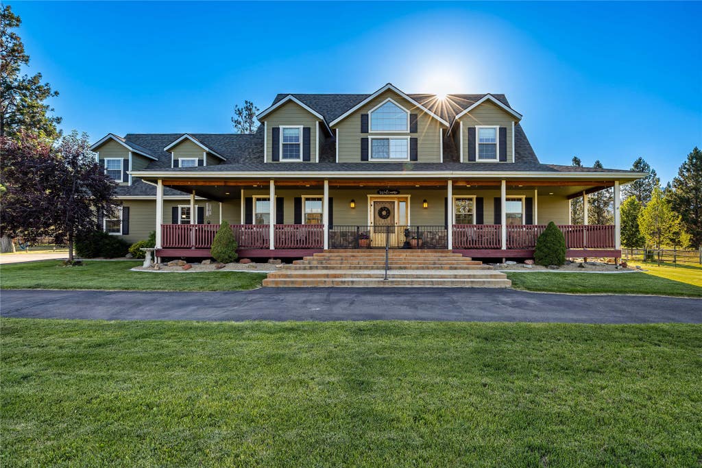 Photo of 19820 Rambling Rose Lane, Florence, MT 59833 (MLS # 30074598)