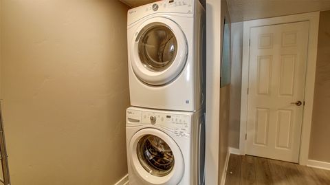 Tiny photo for 220 North Avenue E, Missoula, MT 59801 (MLS # 30070648)