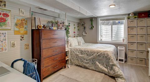 Tiny photo for 220 North Avenue E, Missoula, MT 59801 (MLS # 30070648)