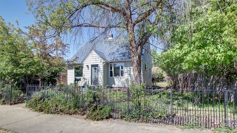 Photo of 220 North Avenue E, Missoula, MT 59801 (MLS # 30070648)