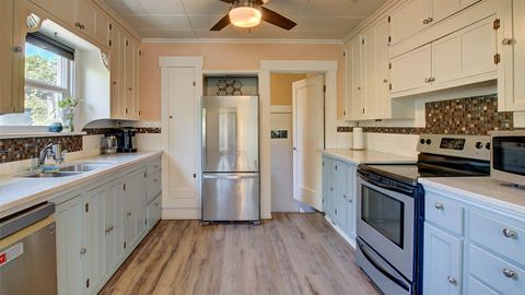 Tiny photo for 220 North Avenue E, Missoula, MT 59801 (MLS # 30070648)