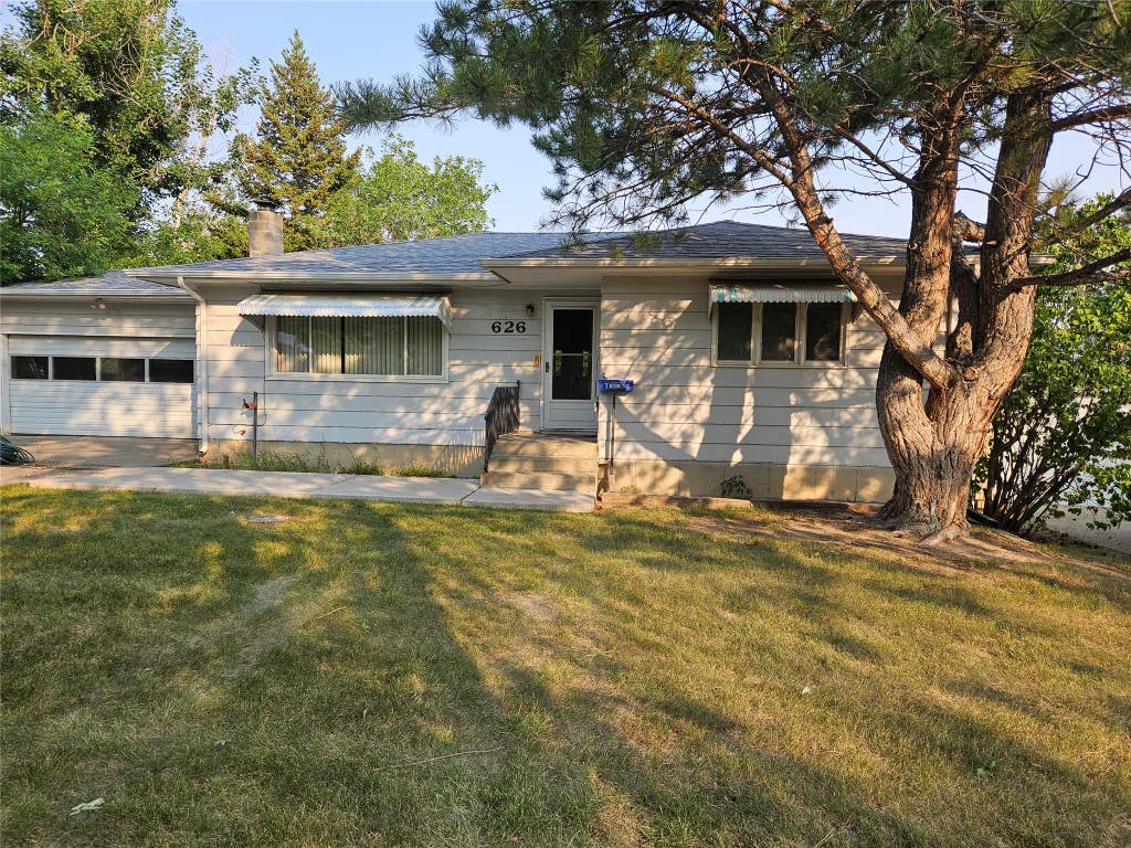 Photo of 626 Doris Drive, Great Falls, MT 59405 (MLS # 30075274)
